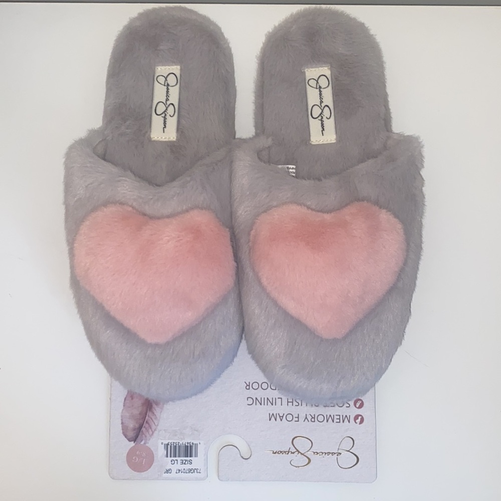 Jessica Simpson Plush Heart Sleepers